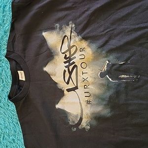 Gildan Black Graphic Tee